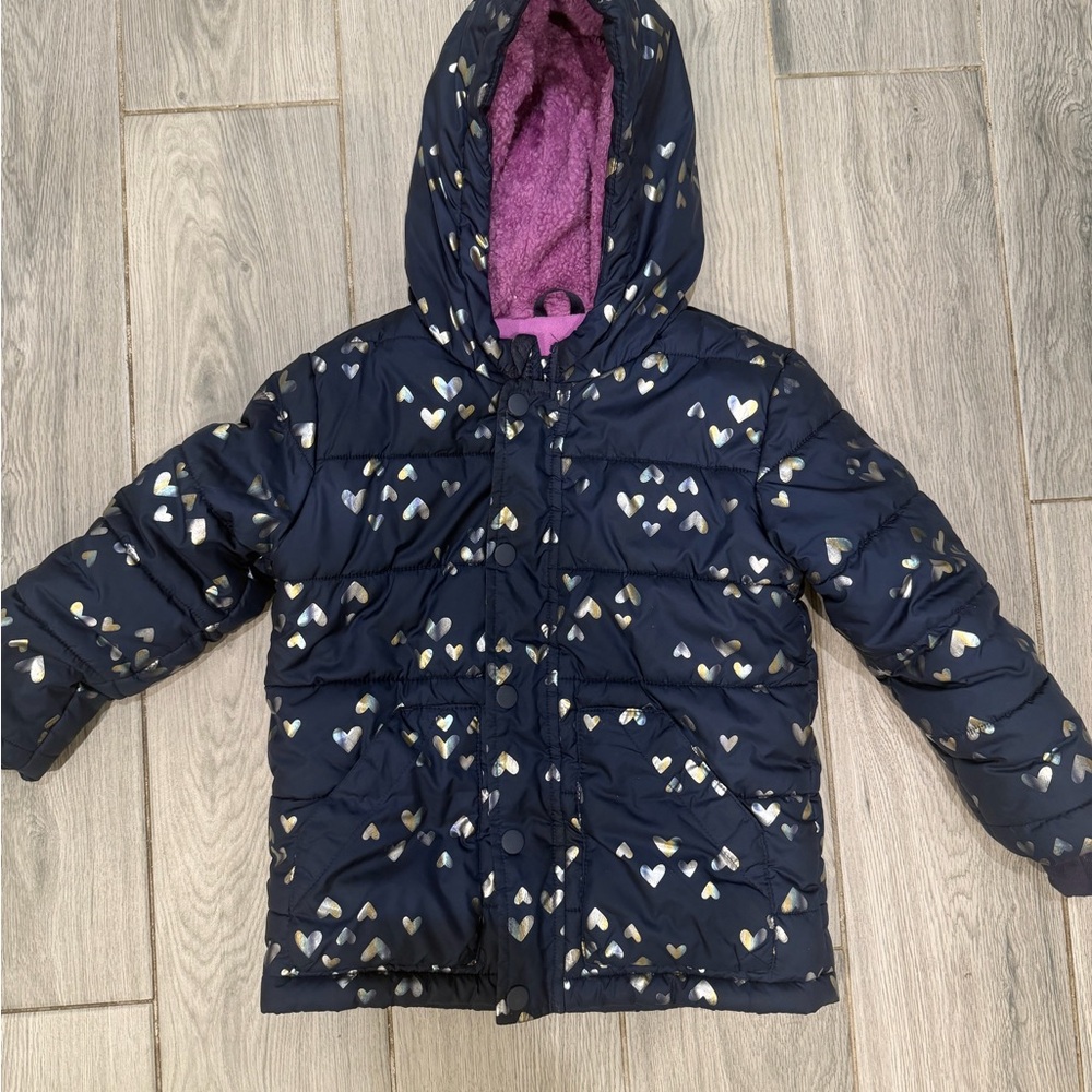 Cat & Jack Navy Heart Puff Jacket with hood. Size 4T.